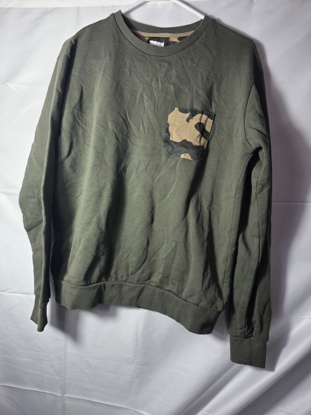 Zara Olive Green Crewneck Sweater with Camo Pocket Accent